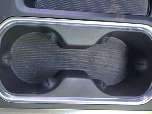 Used 2022 Chevrolet Silverado 1500 RST AWD/4WD image 26