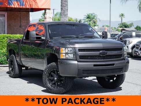 Used 2010 Chevrolet Silverado 1500 LT w/ Regional Value Package image 2