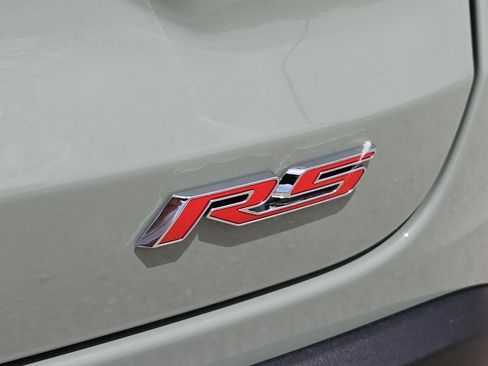 Used 2024 Chevrolet Trax RS w/ Sunroof Package FWD image 8