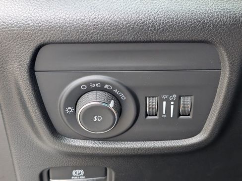Used 2024 Jeep Grand Cherokee L Summit AWD/4WD image 24