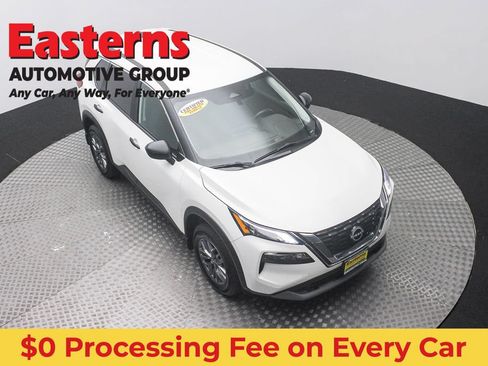 Used 2023 Nissan Rogue S AWD/4WD image 3