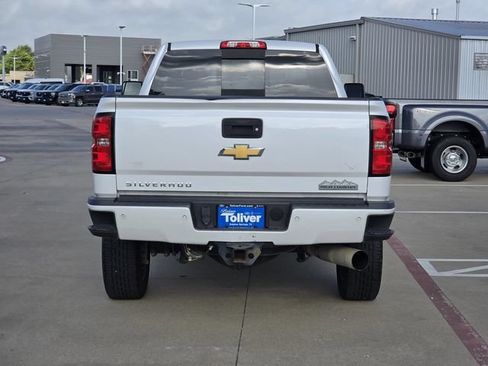 Used 2019 Chevrolet Silverado 2500 High Country w/ Duramax Plus Package AWD/4WD image 9