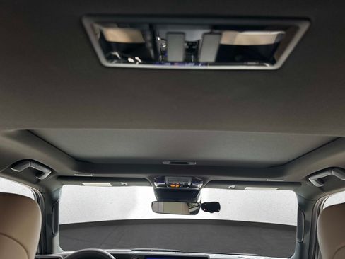 Used 2025 Lexus GX 550 AWD/4WD image 18