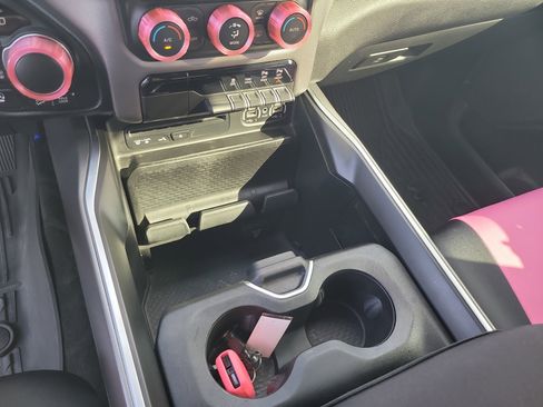 Used 2019 RAM 1500 Big Horn AWD/4WD image 25