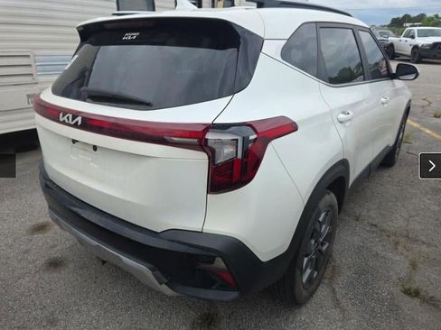 Used 2024 Kia Seltos S FWD image 4
