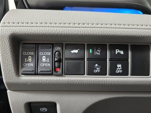 Used 2019 Honda Odyssey Elite image 26