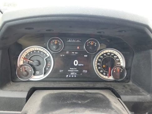 Used 2013 RAM 1500 Classic SLT w/ Premium Display Pkg AWD/4WD image 16