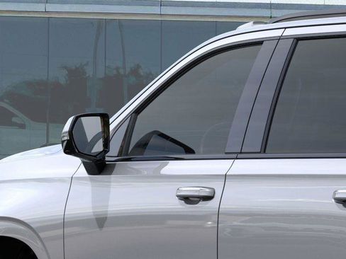 New 2026 Cadillac Escalade ESV Platinum Sport w/ LPO, ONYX Package image 13