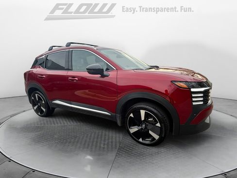 Used 2026 Nissan Kicks SR w/ SR Premium Package image 1