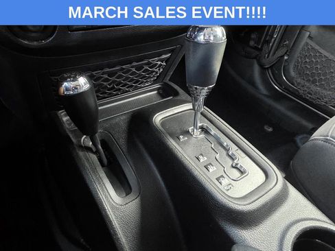 Used 2018 Jeep Wrangler Unlimited Sport S image 18