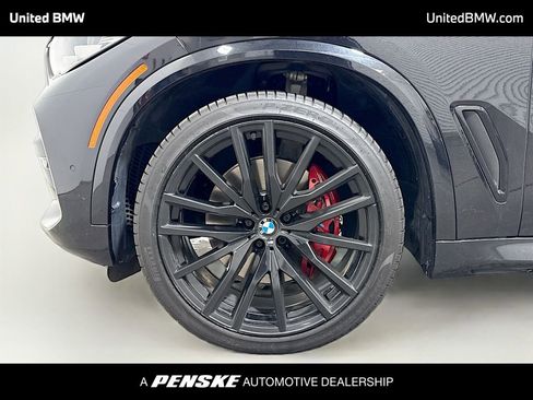 Used 2021 BMW X5 sDrive40i w/ M Sport Package RWD image 2