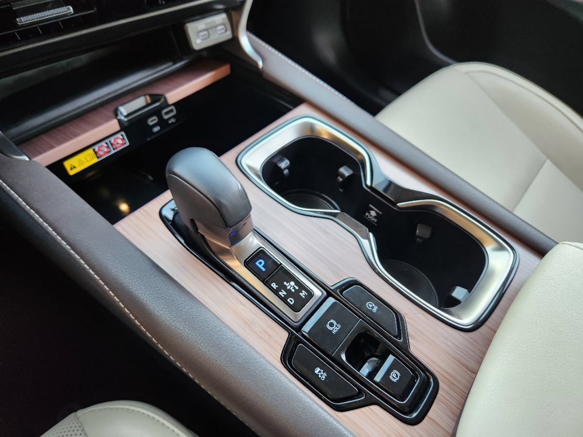 Used 2024 Lexus RX 350 Premium w/ Cold Area Package FWD image 33