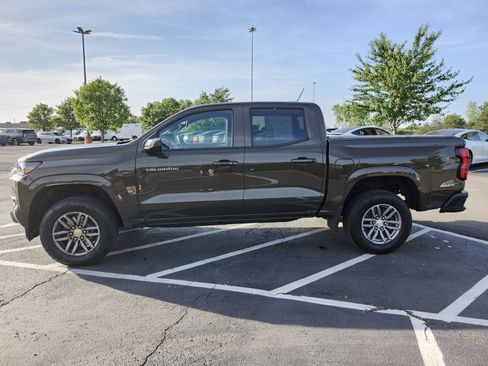 Used 2023 Chevrolet Colorado LT w/ LT Convenience Package II RWD image 15