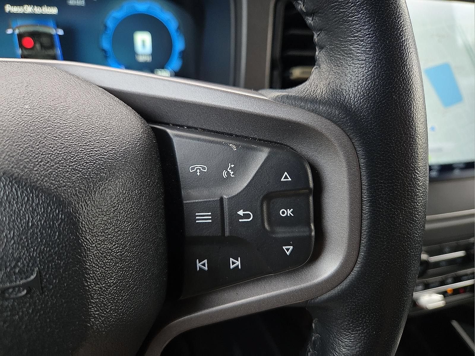 Used 2025 Ford Bronco Badlands AWD/4WD image 18