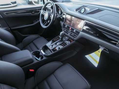 New 2026 Porsche Macan S image 40