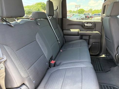 Used 2022 Chevrolet Silverado 1500 Custom w/ Safety Confidence Package AWD/4WD image 28