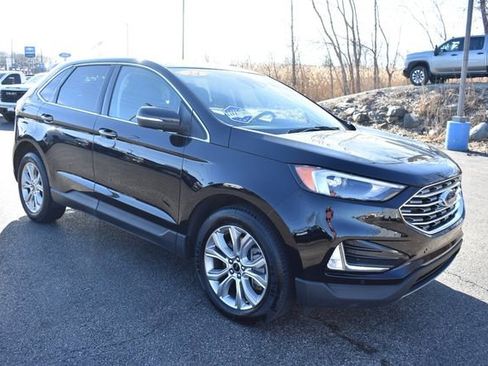 Used 2024 Ford Edge Titanium image 10