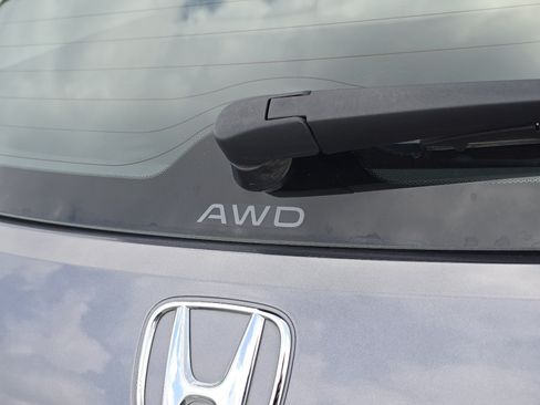 Used 2023 Honda HR-V LX image 5
