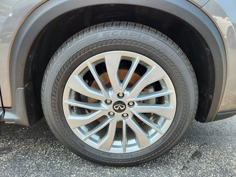 Used 2023 INFINITI QX50 Luxe AWD/4WD image 7