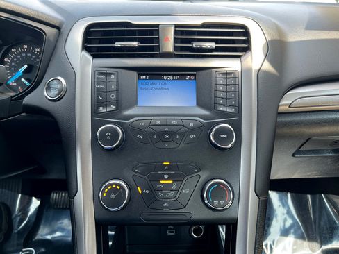 Used 2020 Ford Fusion S image 19