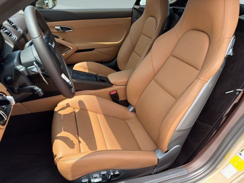 Certified 2022 Porsche 718 Cayman GTS RWD image 5