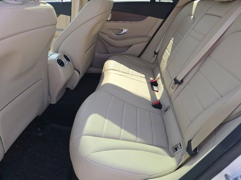 Certified 2021 Mercedes-Benz GLC 300 4MATIC image 22