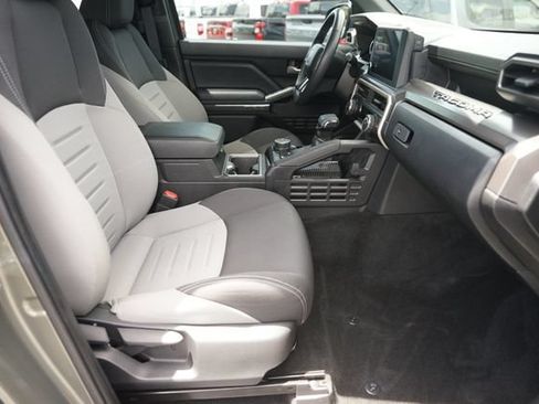 Used 2024 Toyota Tacoma TRD Off-Road AWD/4WD image 18