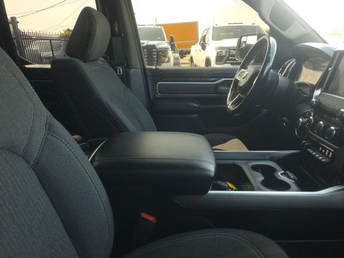 Used 2019 RAM 1500 Big Horn AWD/4WD image 15