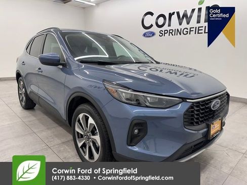 Certified 2025 Ford Escape Platinum image 7