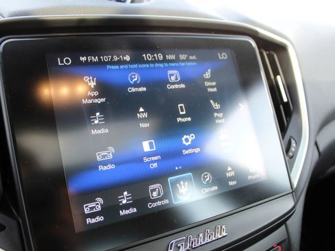 Used 2017 Maserati Ghibli image 18