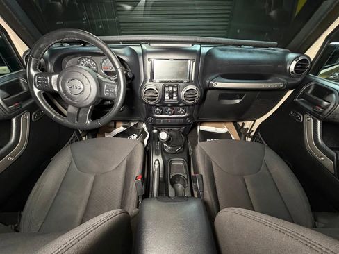 Used 2017 Jeep Wrangler Unlimited Sport w/ Quick Order Package 23S AWD/4WD image 22