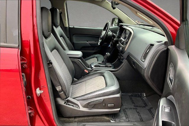 Used 2017 Chevrolet Colorado Z71 AWD/4WD image 5