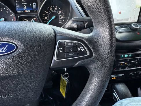 Used 2018 Ford Escape SE w/ SE Sync 3 Package FWD image 27