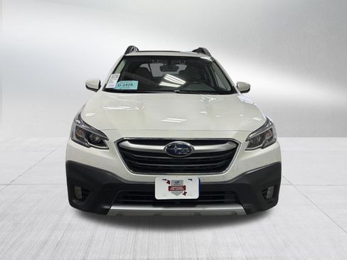 Used 2022 Subaru Outback Limited image 2