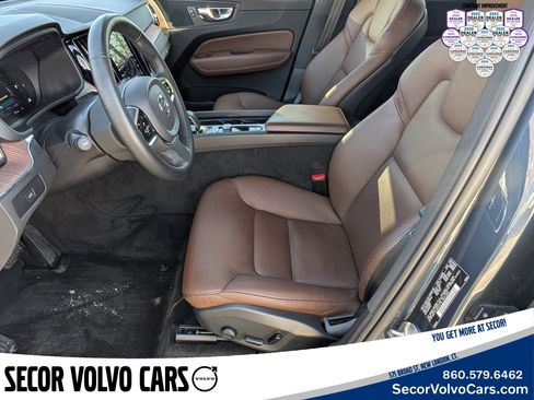 Certified 2023 Volvo XC60 B5 Plus w/ Climate Package image 9