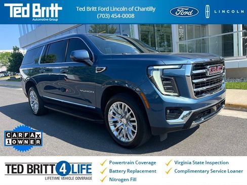 Used 2025 GMC Yukon XL Elevation AWD/4WD image 1
