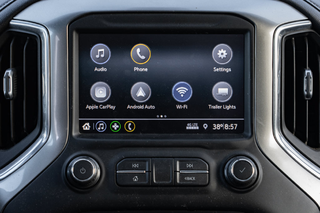 Used 2019 Chevrolet Silverado 1500 LT w/ True North Edition AWD/4WD image 13