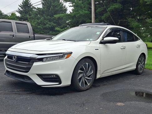 Used 2019 Honda Insight Touring image 1