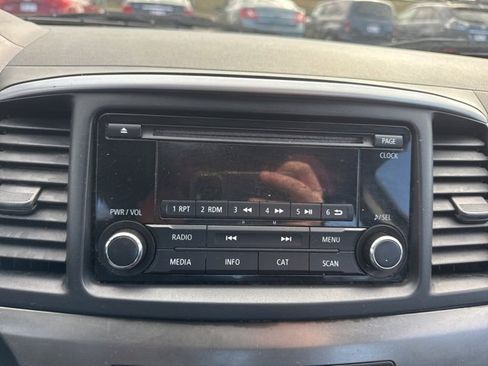 Used 2015 Mitsubishi Lancer ES image 16