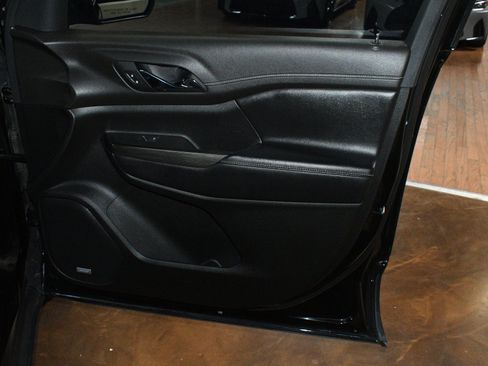Used 2019 GMC Acadia SLT FWD image 44