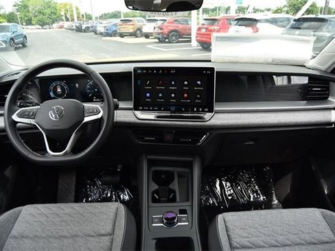 New 2025 Volkswagen Tiguan S image 7