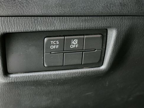 Used 2018 MAZDA CX-5 Touring FWD image 17