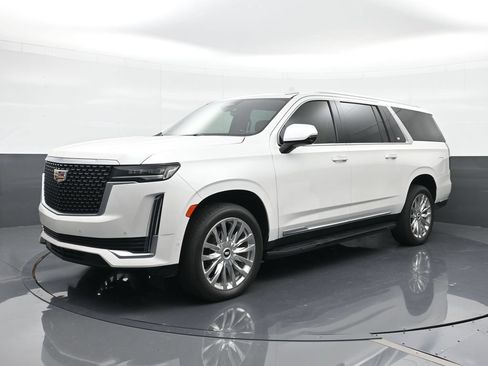Used 2022 Cadillac Escalade ESV Premium Luxury AWD/4WD image 1