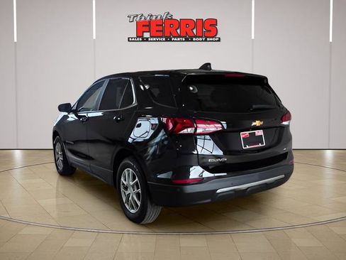 Used 2024 Chevrolet Equinox LT image 3