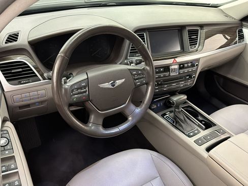 Used 2018 Genesis G80 3.8 AWD/4WD image 4