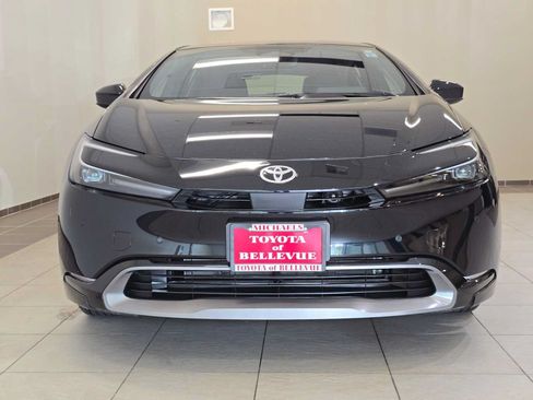 Certified 2024 Toyota Prius XLE AWD/4WD image 6