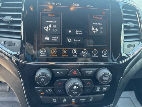 Used 2021 Jeep Grand Cherokee Laredo X AWD/4WD image 22