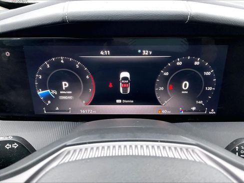 Certified 2025 Nissan Murano SV image 24