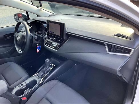 Used 2023 Toyota Corolla LE image 14