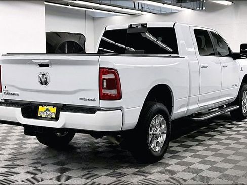 Used 2024 RAM 2500 Laramie w/ Safety Group AWD/4WD image 13
